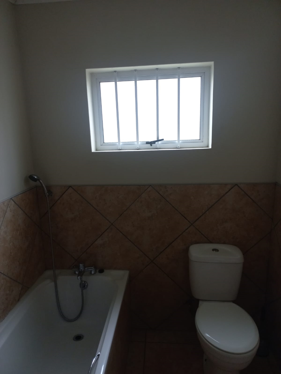 3 Bedroom Property for Sale in Paarl East Western Cape